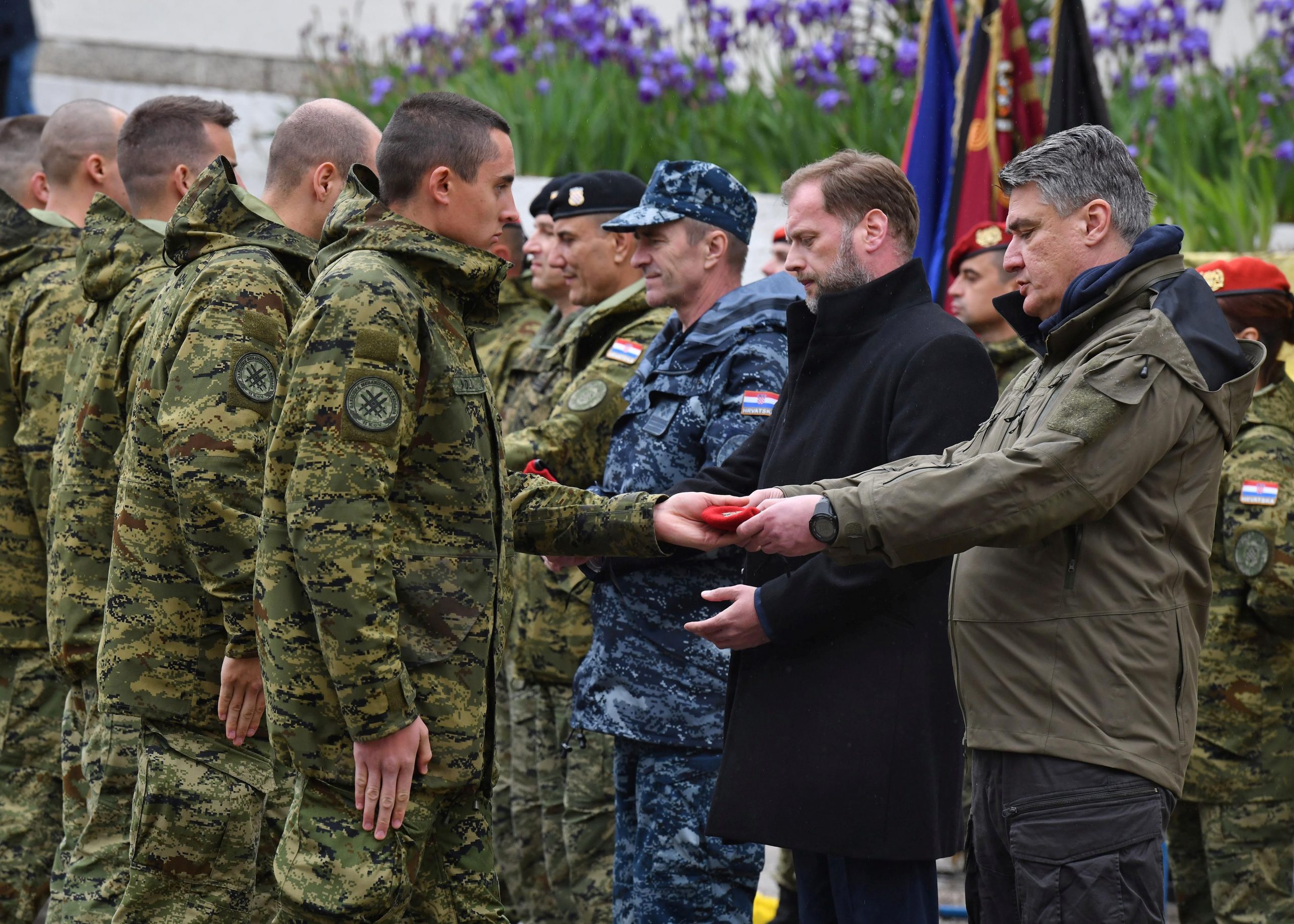 Berets awarded to Croatian Army “Spiders” 