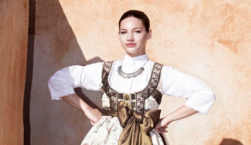 Call out to the Croatian diaspora: Most beautiful in folk costume being selected