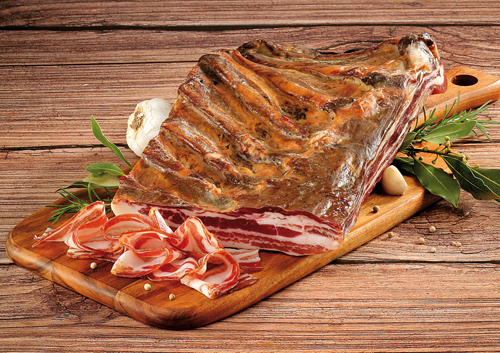 Two Dalmatian preserved meat products - panceta and pečenica - protected at EU level