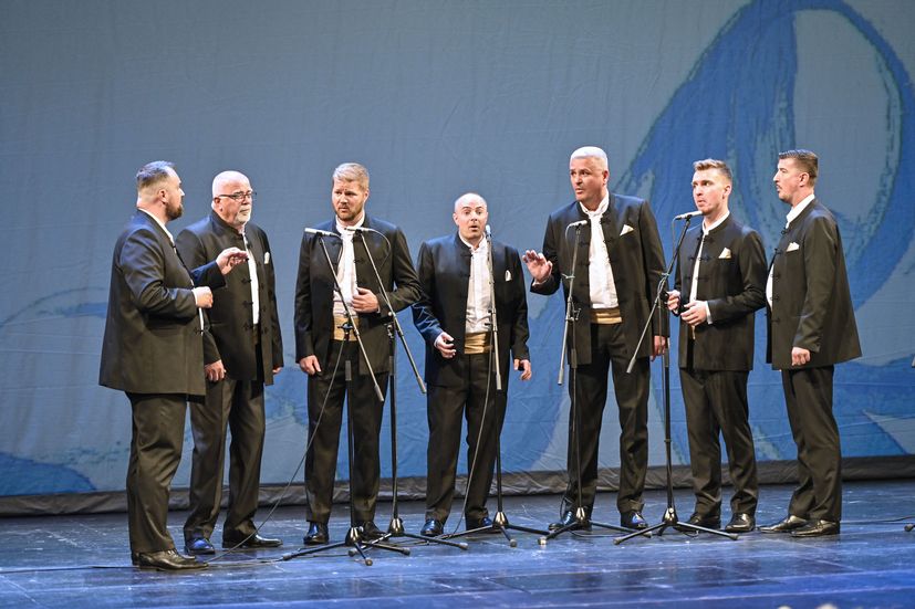 Croatian klapa groups from all over the world gather in Zagreb for memorable night 
