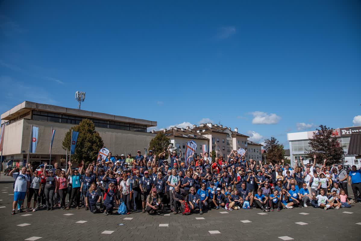 Over 1,000 people from 16 countries gather in Lika for Croatian Walking Festival 