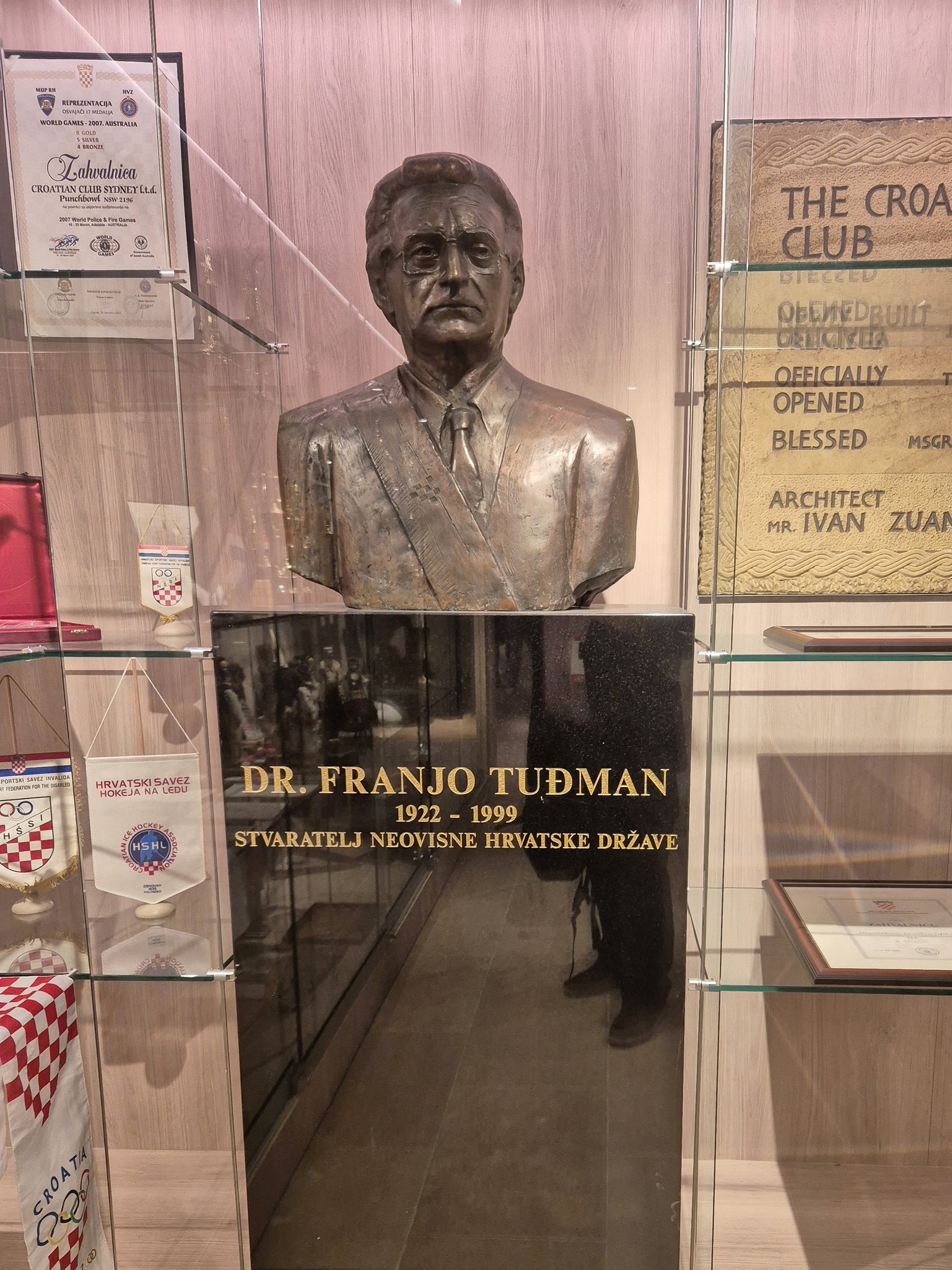 Statue of Franjo Tudjman at The Concord Croatian club 